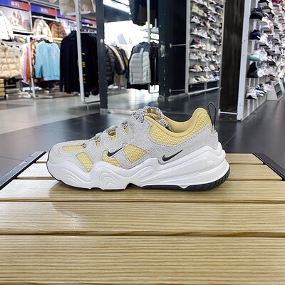 Nike/耐克女子运动休闲鞋