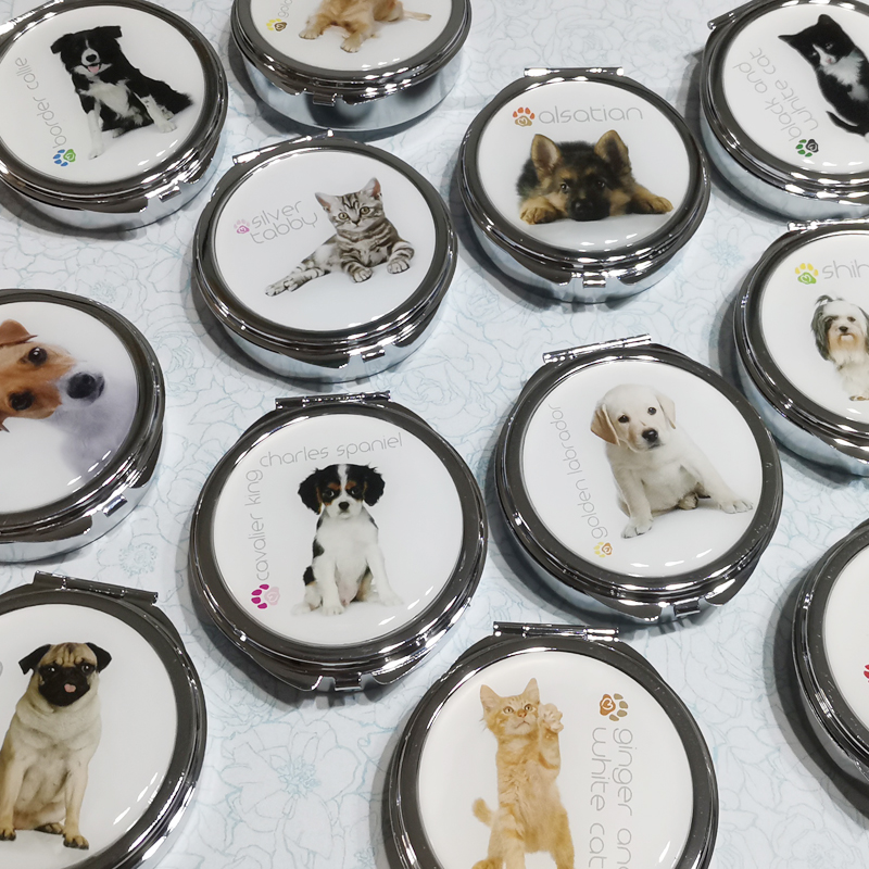 出口英国宠物猫狗随身便携金属镜盒收纳小药盒小物品迷你盒子罕见