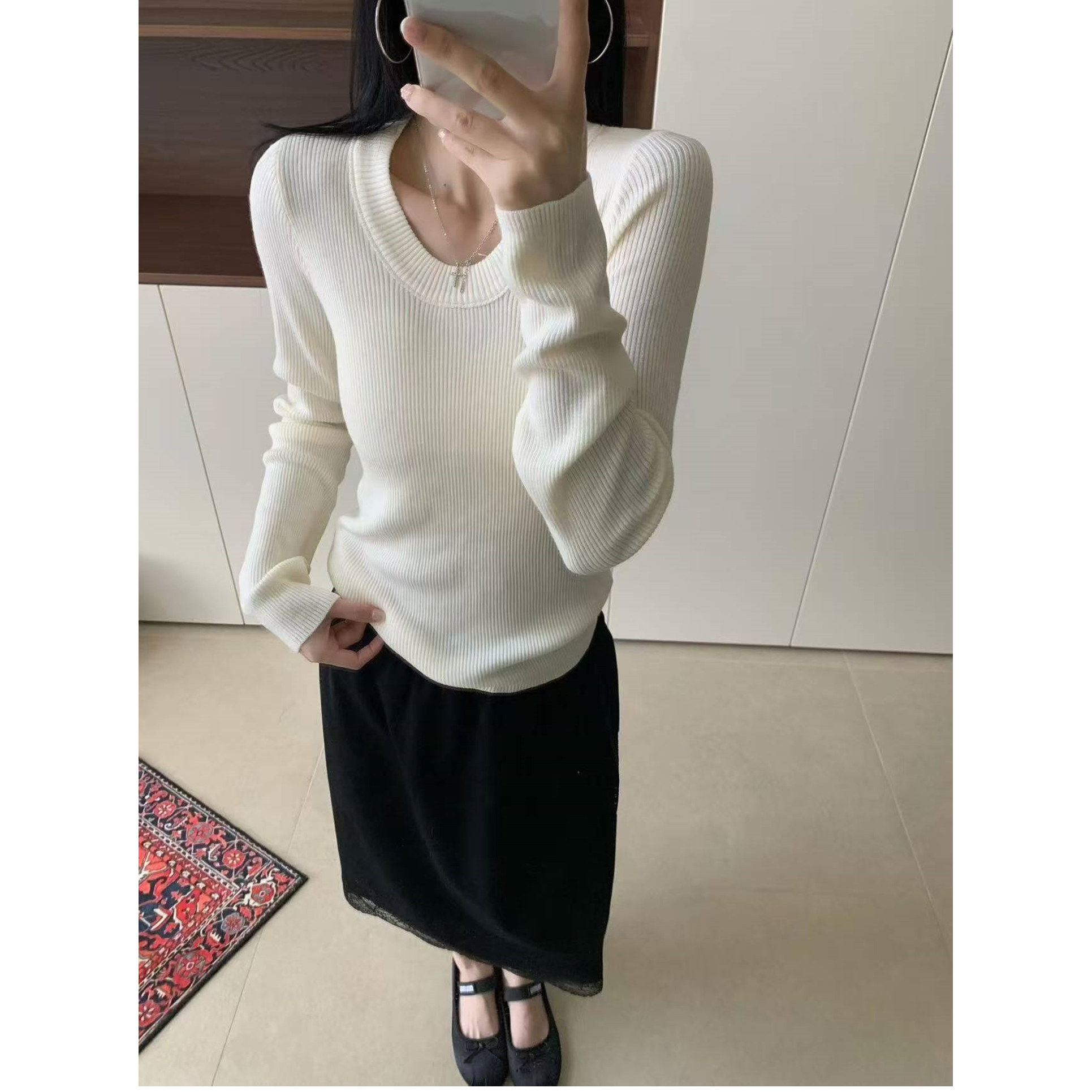 纯色百搭U领长袖羊毛针织衫女欧洲站2026秋季新款欧货打底衫上衣