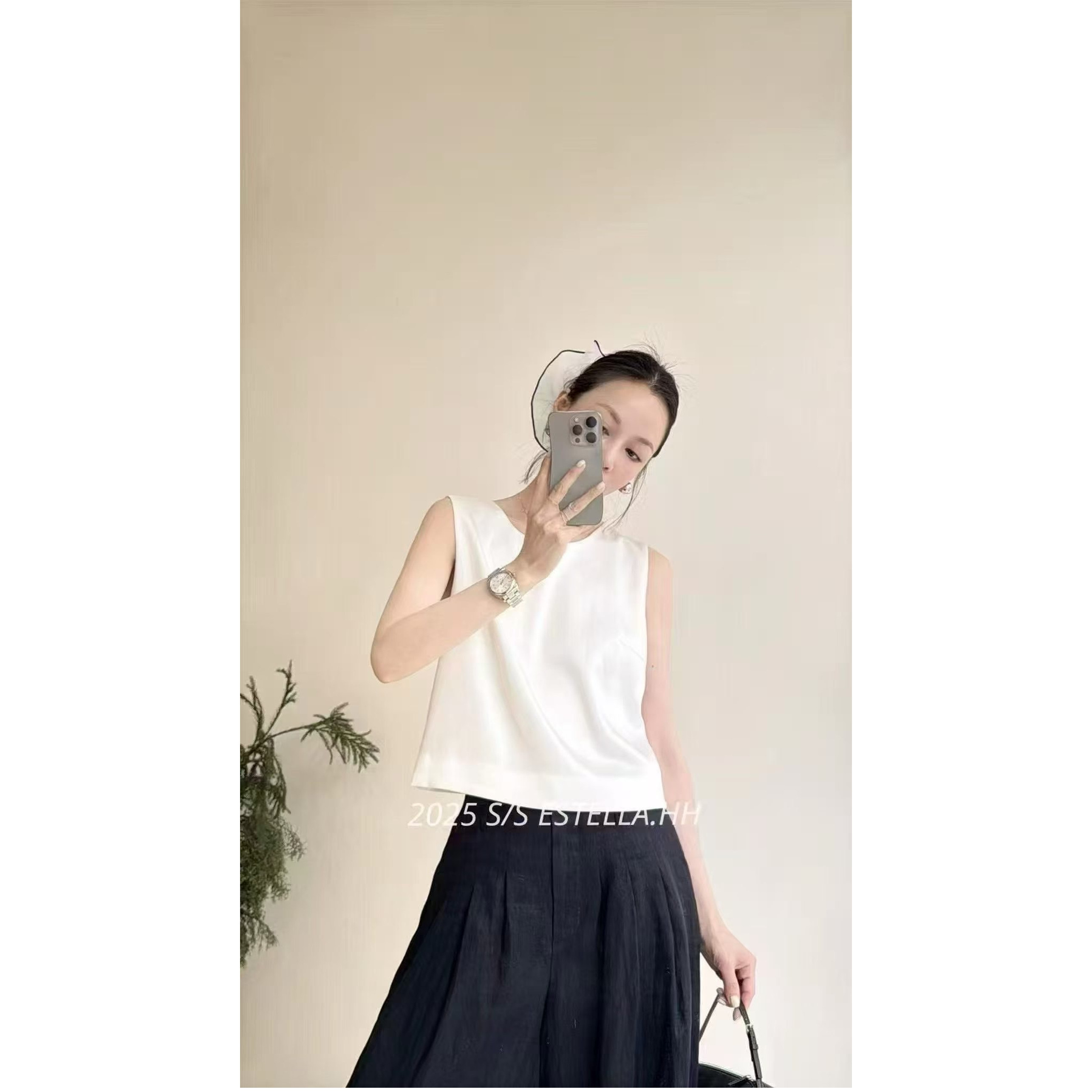 欧洲站2026夏季新款女时尚洋气后背蕾丝拼接圆领无袖醋酸背心上衣