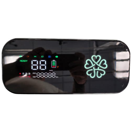 三轮车用LED显示屏数码仪表