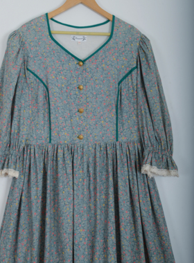 大码！size46绿色碎花花柄棉质巴伐利亚连身裙 版型好看