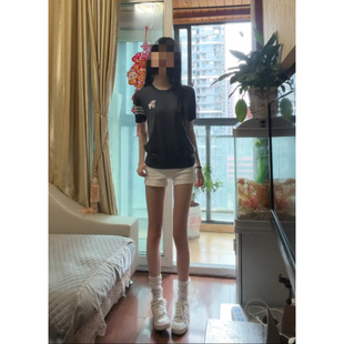 韩系穿搭三条杠小羊刺绣正肩短袖针织衫女夏宽松显瘦独特漂亮上衣