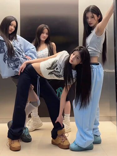 现货李沅禧同款低腰微喇休闲裤女春秋抽绳千禧辣妹轻亚风修身长裤