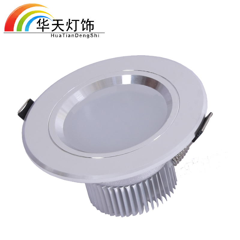 嵌入式分开天花板进口芯片筒灯