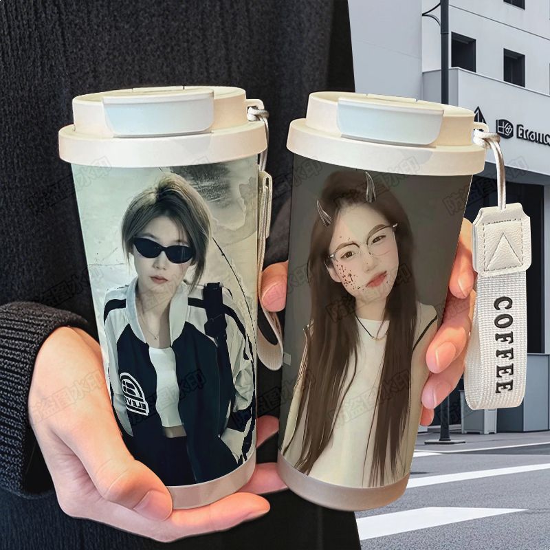 李启萌网红帅气可爱手办周边图片