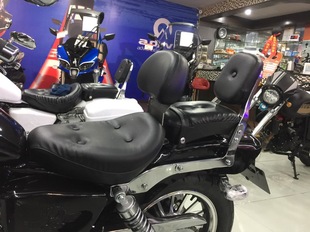 周红边箱大地鹰王DD150/250太子摩托车小号/大号/哈雷靠背靠垫