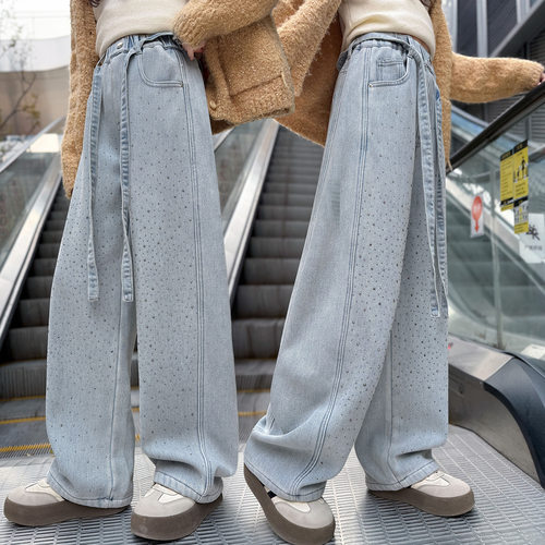 中大童春秋重工弯刀牛仔裤