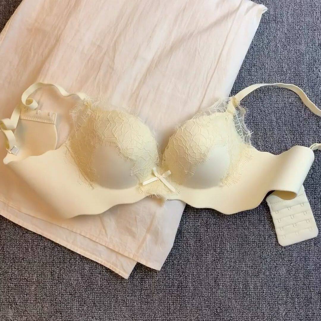 蕾丝无痕内衣女小胸聚拢无钢圈少女文胸罩套装收副乳调整型防下垂