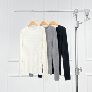 沃伦海龙 | CableMerino 绞花工艺百搭上衣 羊毛圆领长袖针织衫女