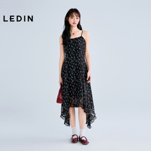 新款 乐町鱼尾大裙摆吊带连衣裙25夏季 裙子C1FAF2617 商场同款