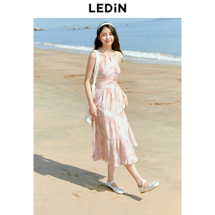 乐町2024夏季 纯欲风挂脖连衣裙C1FAE2235 新款