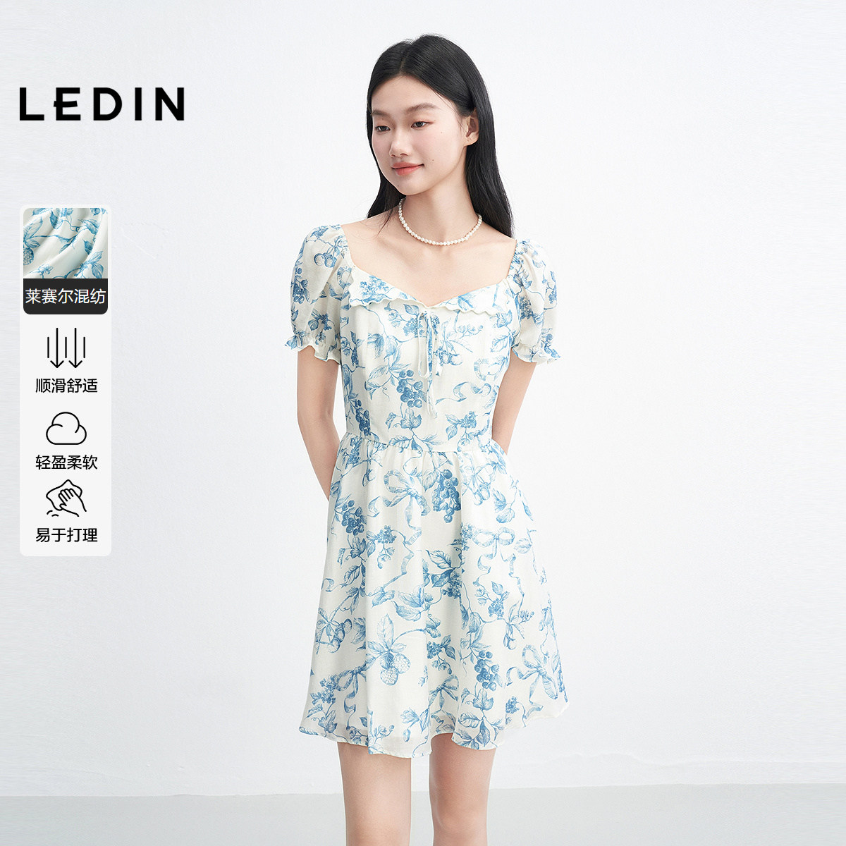 乐町插画师图案刺绣波浪边翻领连衣裙女2025年夏季新款泡泡袖裙子
