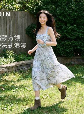 乐町碎花吊带方领连衣裙女装26春夏新品长款优雅裙摆分割收腰裙子