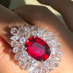 露蜜珠宝天然莫桑比克无烧鸽血红宝石戒指18K金镶嵌钻石女戒定制