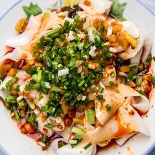 贵州特色小吃遵义名优小吃红油米皮老字号董家红油米皮正宗董家