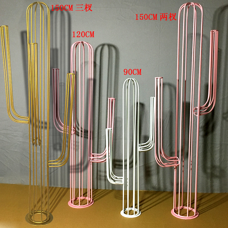 现代简约铁艺仙人掌创意抽象植物摆件金属家居客厅落地柜台装饰品