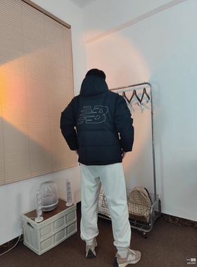 New Balance NB冬季男子潮流时尚保暖连帽羽绒服AMJ33339