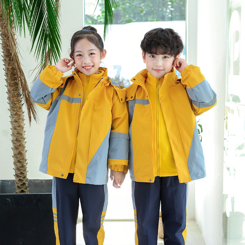 小学生校服防水冲锋衣三件套幼儿园园服可拆卸内胆儿童冬装抓绒装