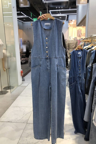 衣万利实拍店 YYLH98152 衣万利实拍店 YYLH98152