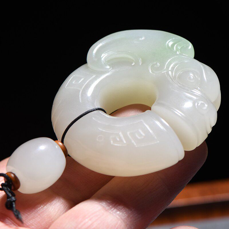 缘鼎玉器 天然和田玉吊坠青海翠青又色玉猪龙玉佩玉石挂件带证书