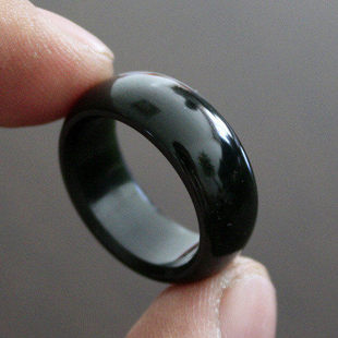 新疆天然和田玉黑玉黑羊脂一细戒指塔青黑青墨玉玉石指环