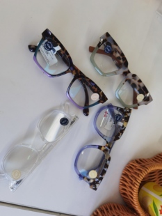 P家高端潮流年轻款 大气洋气老花镜 时尚