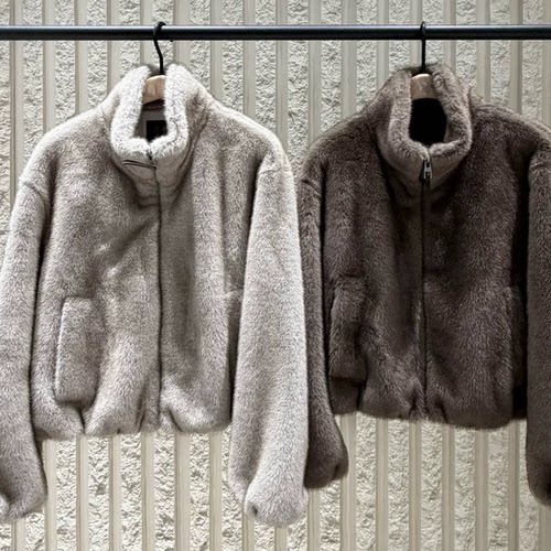 正品外套2025冬新品毛绒绒厚实短款兜量高领轻运动风MBE4COT019