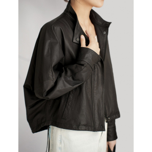 蝙蝠袖 环保半植鞣绵羊皮 抽绳上衣 立领短款 女士宽松皮衣外套
