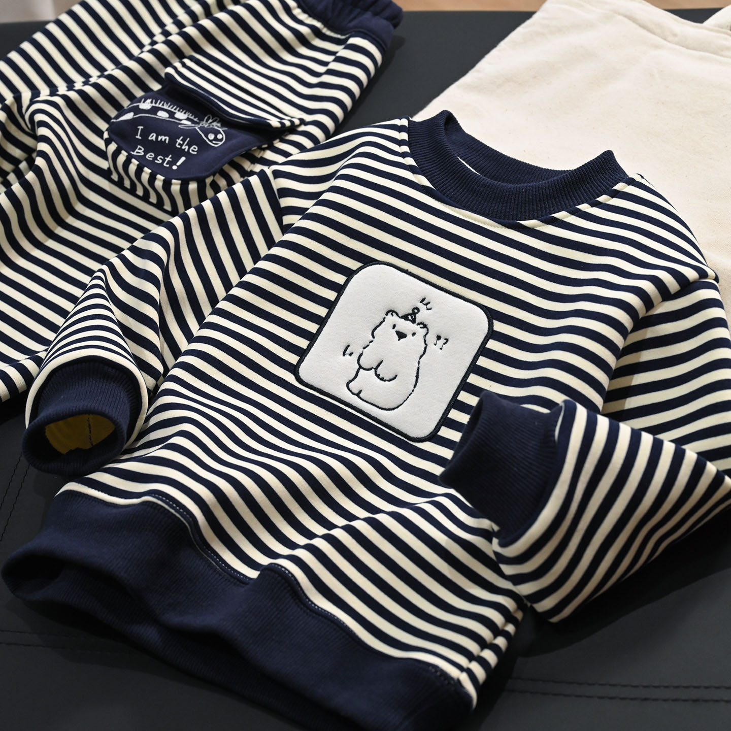 单件拍儿童一体绒条纹卫衣卫裤