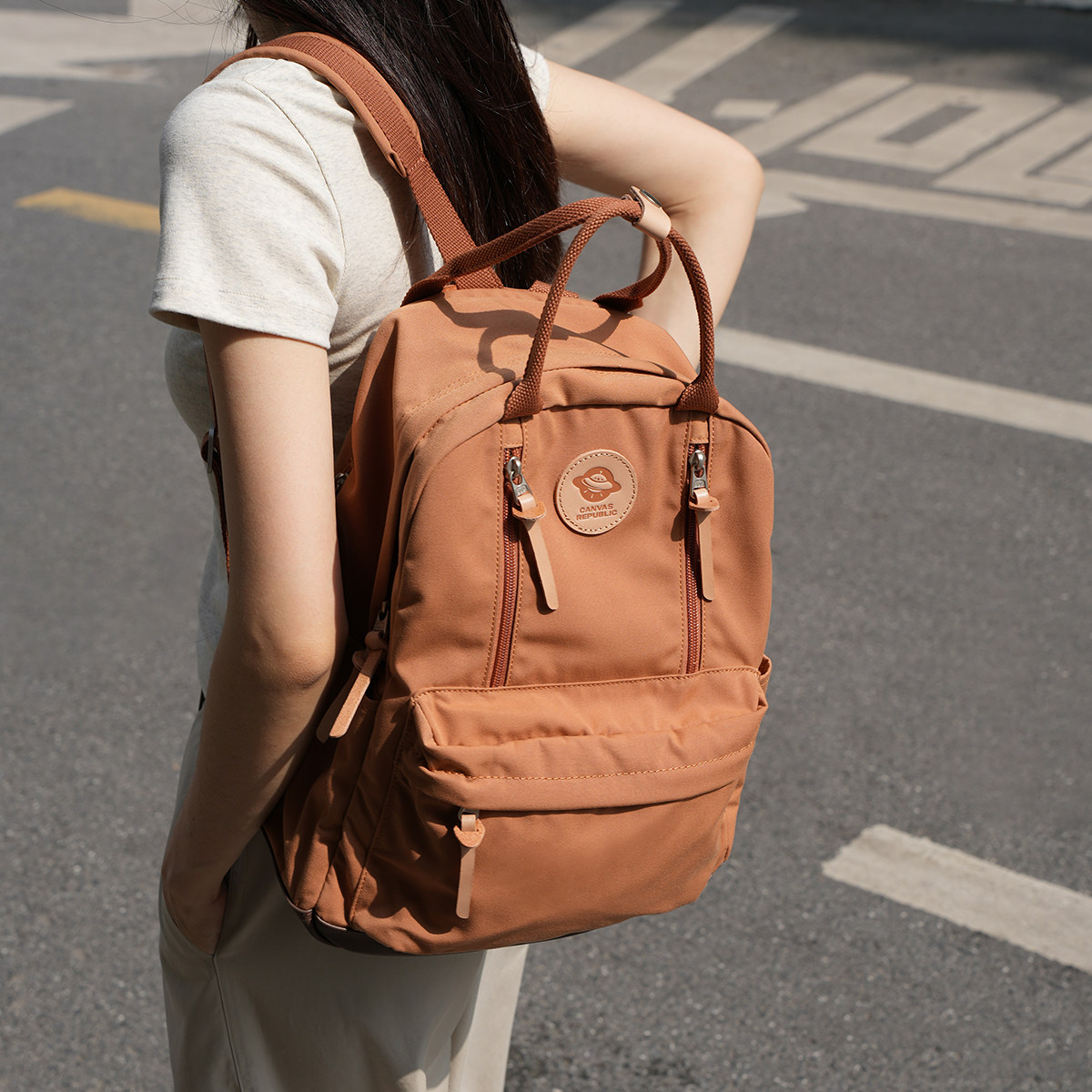 轻便耐磨 可机洗双肩包 多隔层大容量书包 短途旅行背包妈咪包k,箱包皮具/热销女包/男包,双肩背包,淘宝优惠券,粉丝福利购,淘宝优惠卷