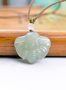 亏嘛啦和田玉青海老熟料冰底浅晴水细腻油润无结构吉象吊坠D15353