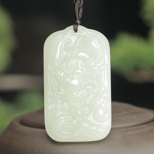 和田玉九龙护主玉佩吊坠龙行天下护身符男女款霸气龙玉牌蛇年1647