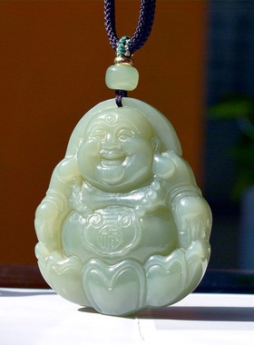 精雕和田玉老料冰底晴水绿玉质结构紧致容天下事吉祥佛吊坠C15420