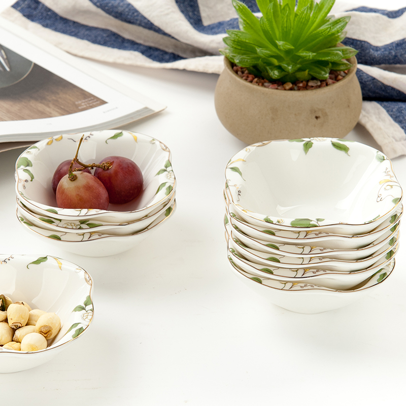 骨瓷4英寸酱油酒店莲花味碟