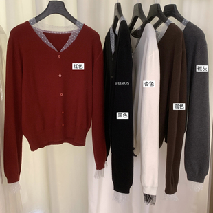 205 Cecil早春怦然心动～蕾丝V领波点拼接内搭打底衫 针织衫