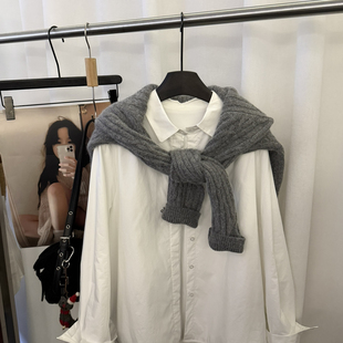 D176 早晚 Cecil加绒百搭白色通勤衬衫 不含披肩