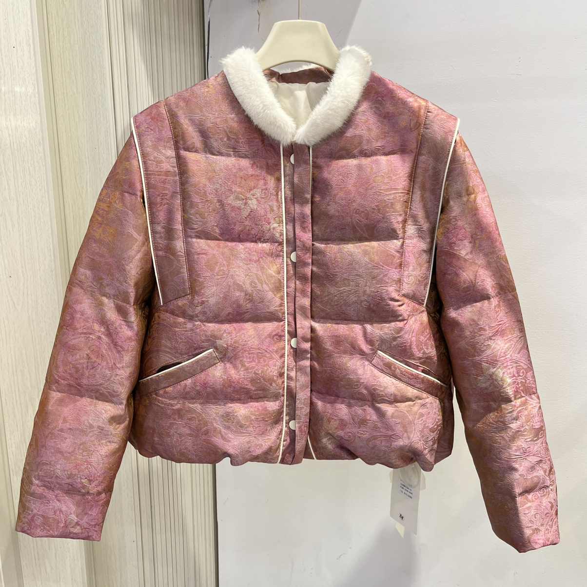 Cecil白鸭绒高端提花羽绒外套羽绒服(含50白鸭绒)0707-25281