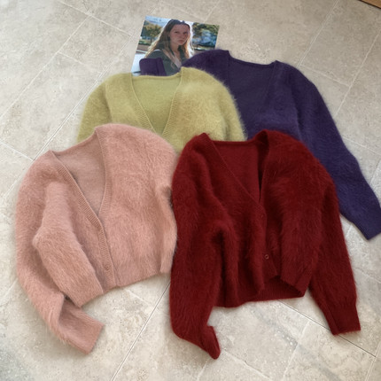 Cecil显白fifi毛绒绒水晶v领显瘦针织开衫（含56.3兔毛）K1550