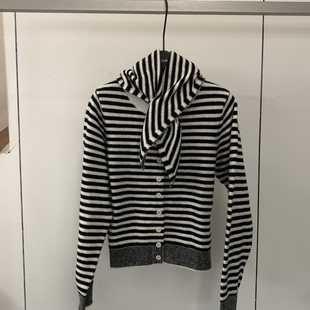 N106 含100羊毛 Cecil条纹慵懒风软糯保暖毛衣 配围脖