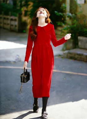 大码孕妇内搭打底丝绒连衣裙冬装加厚孕妇冬季红色连衣裙修身长款