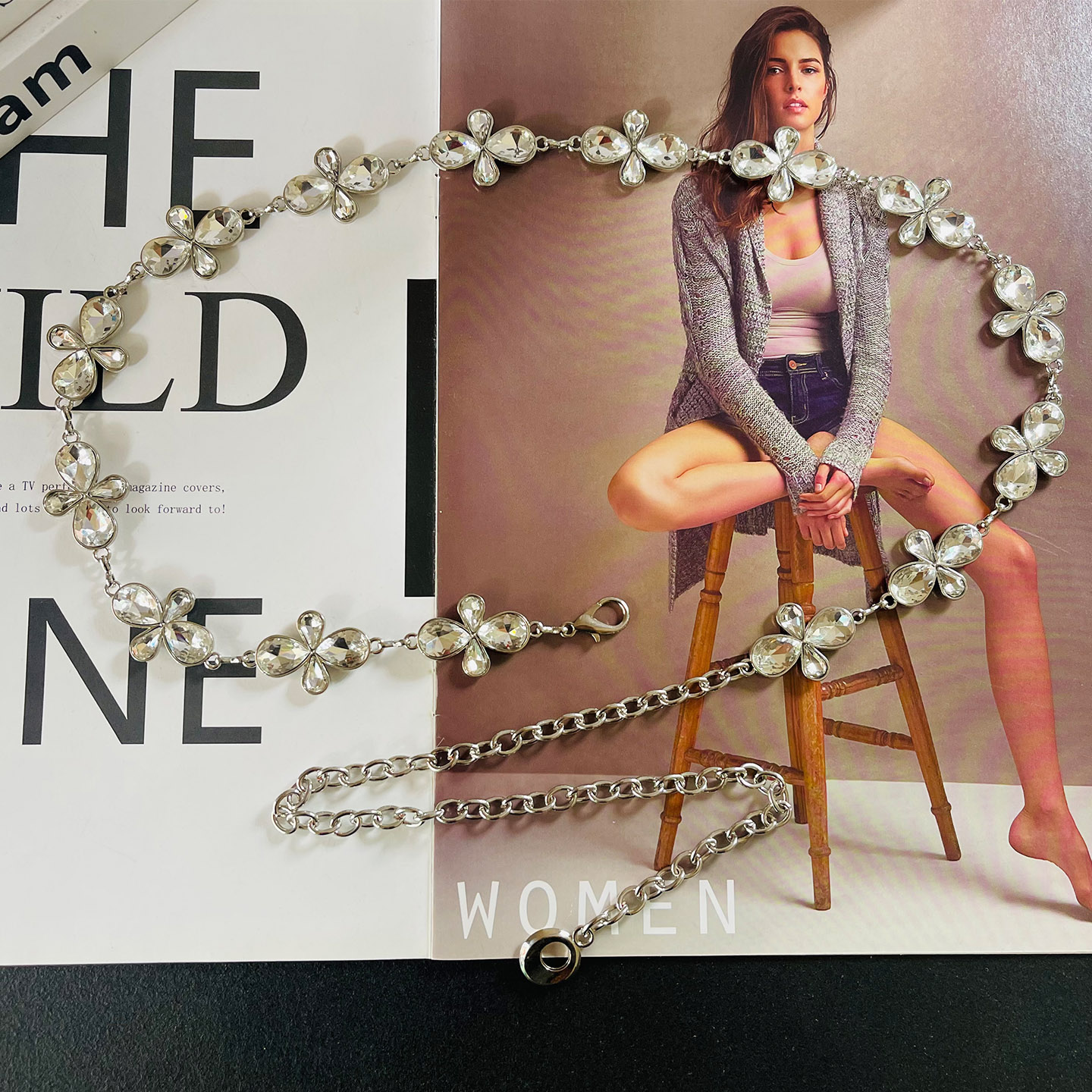 2025年新款腰链配饰连衣裙高级感金属时尚百搭水钻链条装饰细腰带