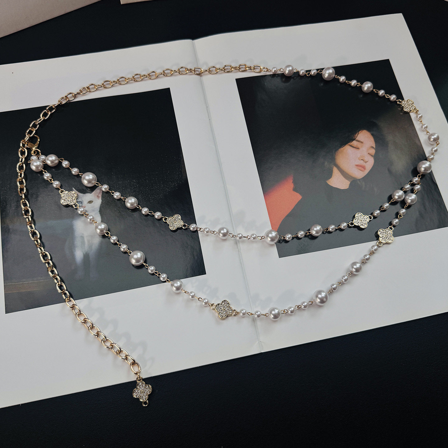 2026年新款高级感珍珠腰链配饰女百搭四叶草水钻链条腰带装饰裤子