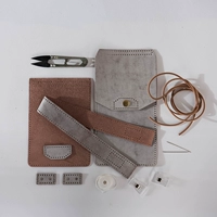 Материал упаковки-коричневый (вощеная матовая кожа).