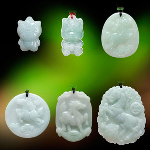 翡翠马生肖马玉佩马属相大款马小马上有钱玉牌男女吊坠小款马大全