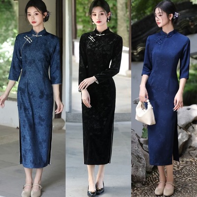 秋冬旗袍年轻款高端气质新中式连衣裙蓝色日常长袖绝美国风长款