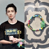 孤注一掷孙阳同款 可爱陶瓷怪兽丑脸彩色弹力弹力手链手绳情侣男女