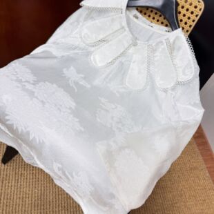 高定100%人丝冠乐绉暗纹提花衬衣 小众新中式 重工花瓣领 白茶