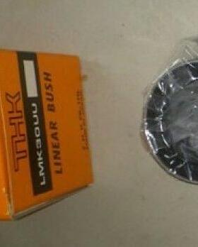 日本进口THK轴承CF4RA CF5A CF6UUA 8 3 10 12 16 18 20 24 30