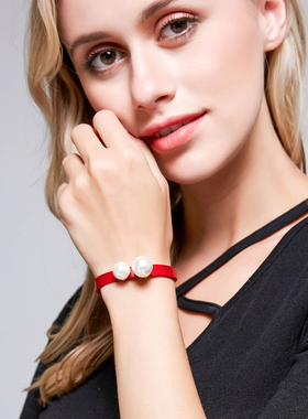 红色串珠手链女2024年新款